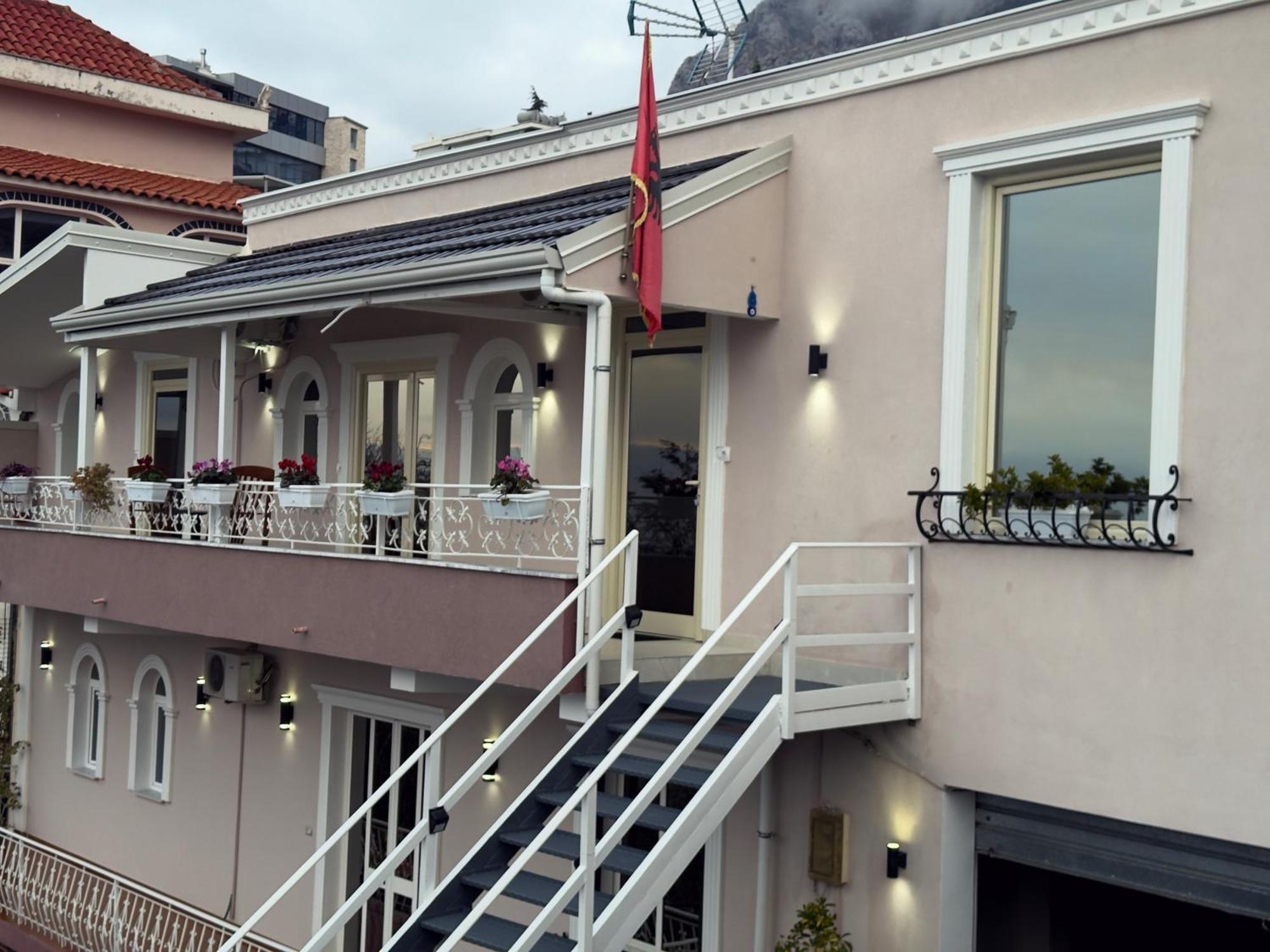Alesio Guest House Krujë Dış mekan fotoğraf
